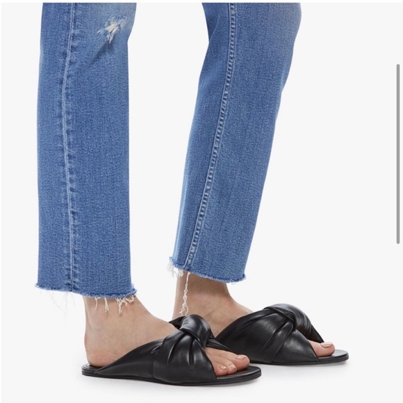 MOTHER High Waisted Rider Ankle Fray Size 30